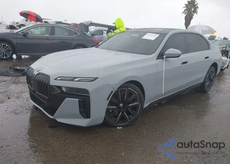 2023 BMW 760 I xDrive z USA, uszkodzony, nr VIN WBA33EJ03PCN09702